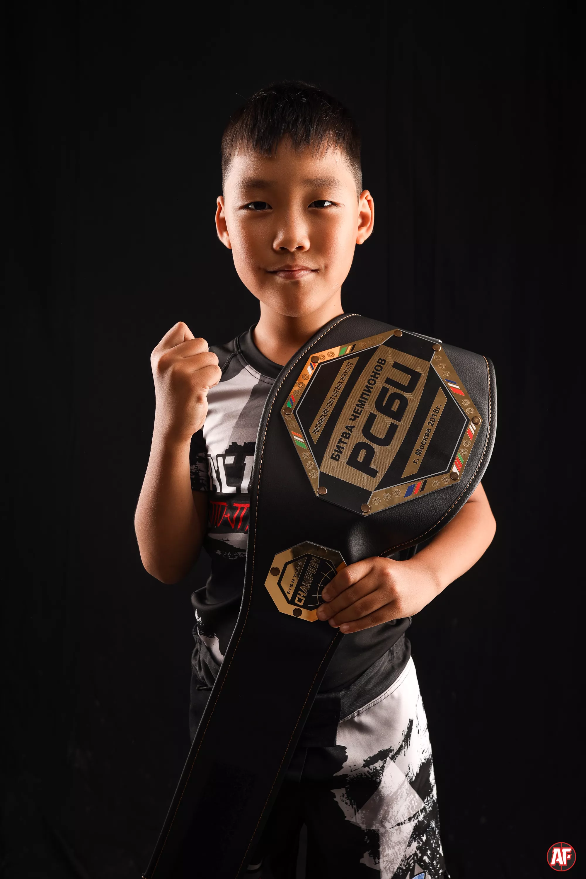 Fighting Academy | Академия файтинга | Клуб братьев Лапшиных. ММА, MMA, Джиу-Джитсу, jujutsu, КИКБОКСИНГ, ЖЕНСКАЯ САМООБОРОНА в Ростове-на-Дону на Западном для взрослых и детей. Групповые, сплит и индивидуальные тренировки.